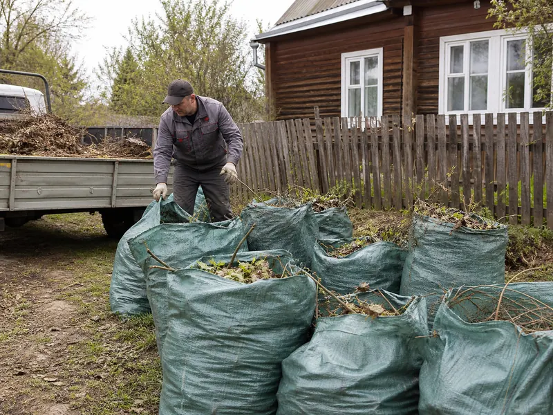 Мешки и транспорт для вывоза